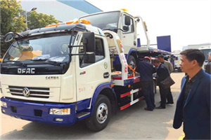 松北汽车道路救援拖车价格